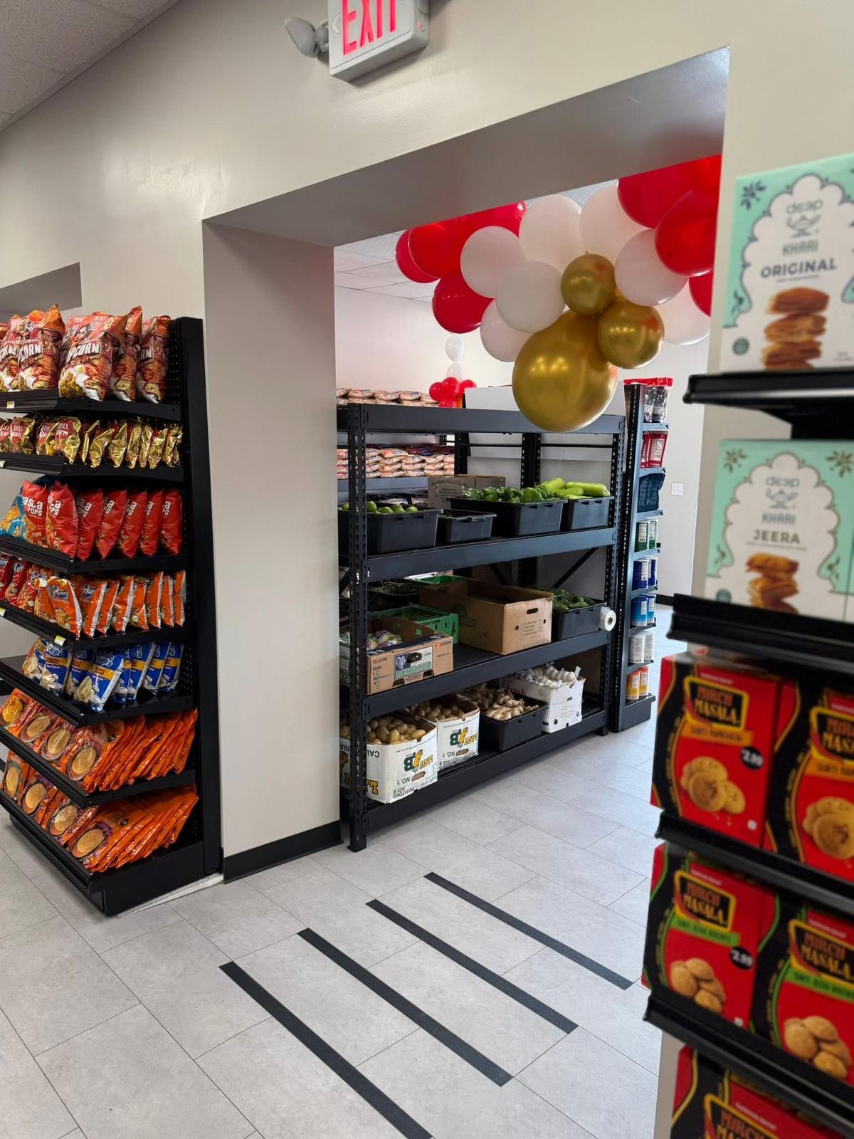 Global Market store view 13